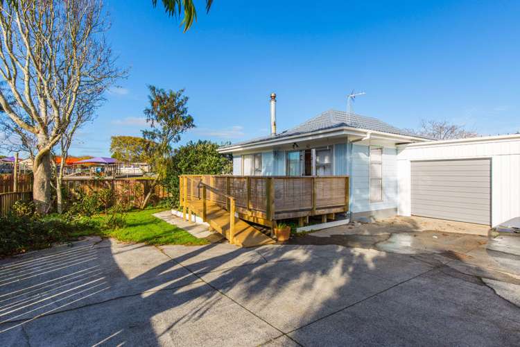 2/10 Dorendia Place Clendon Park_2