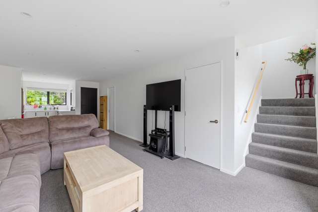 2/11 Brockworth Place Riccarton_2