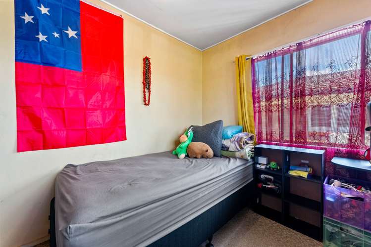 3 Michelle Place Mangere_11