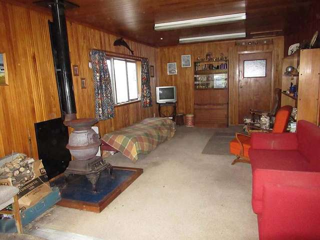 83 Whangaimoana Beach Road Pirinoa_3