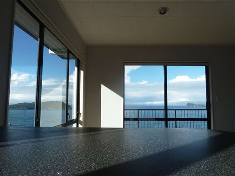 13 Pacific Drive Tairua_5