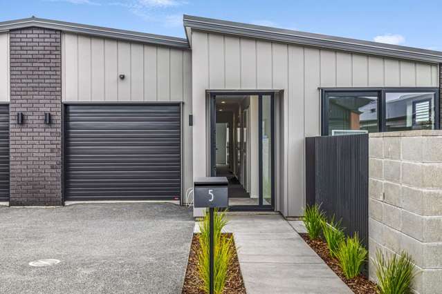 Modern Sanctuary on Auckland’s Southern Edge