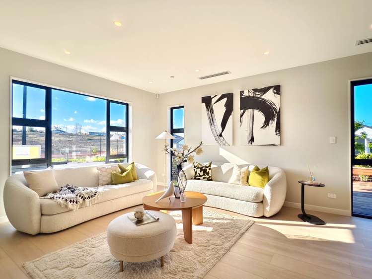 391 Te Taruna Drive_1