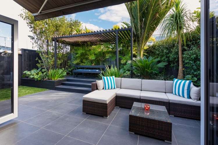 2/25 Larchwood Avenue Westmere_0