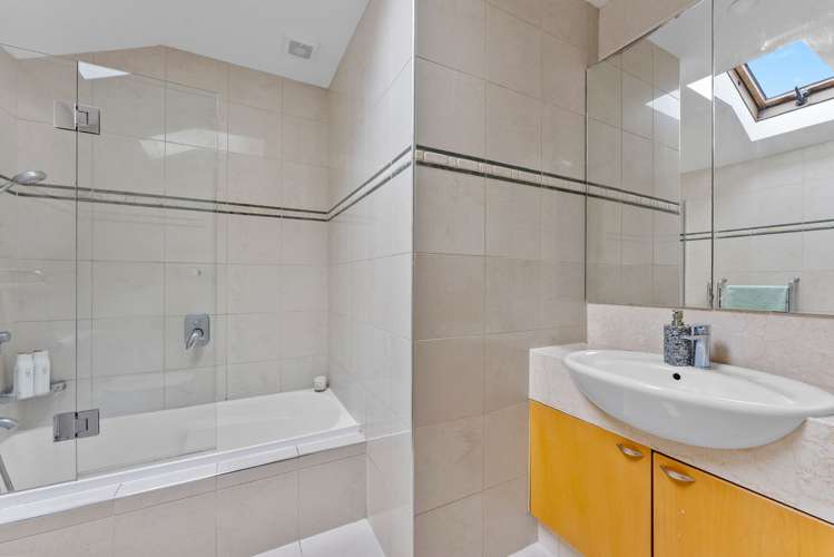 15 Seaview Road Castor Bay_13