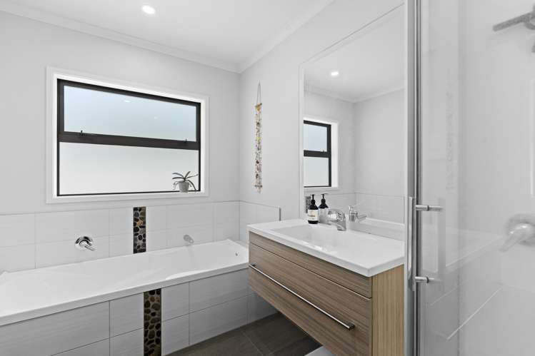 5d Tui Grove Oakura_21