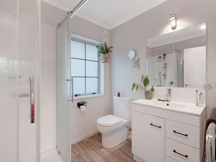 8c Wiltshire Place Te Puke_12