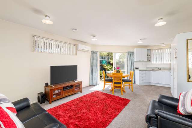 1 Charlotte Lane Woolston_3