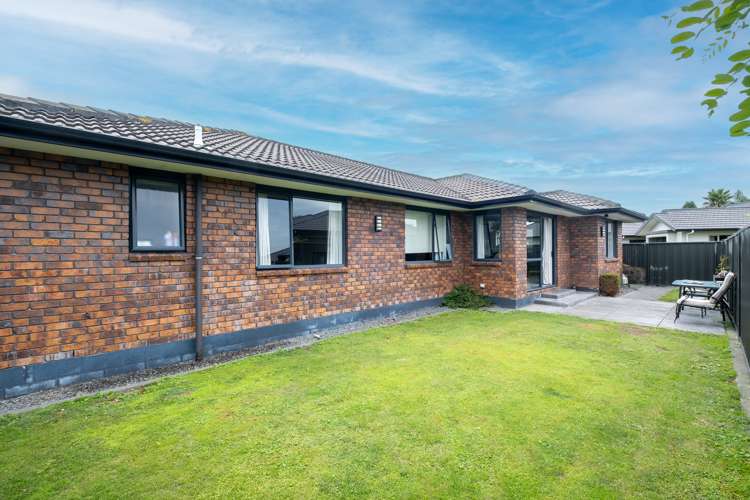 12 Delta Mews Place Clive_9