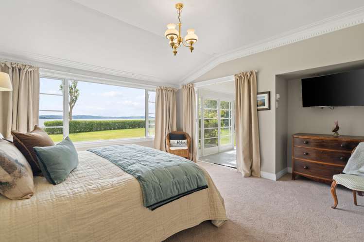 6 Cooper Avenue Holdens Bay_18