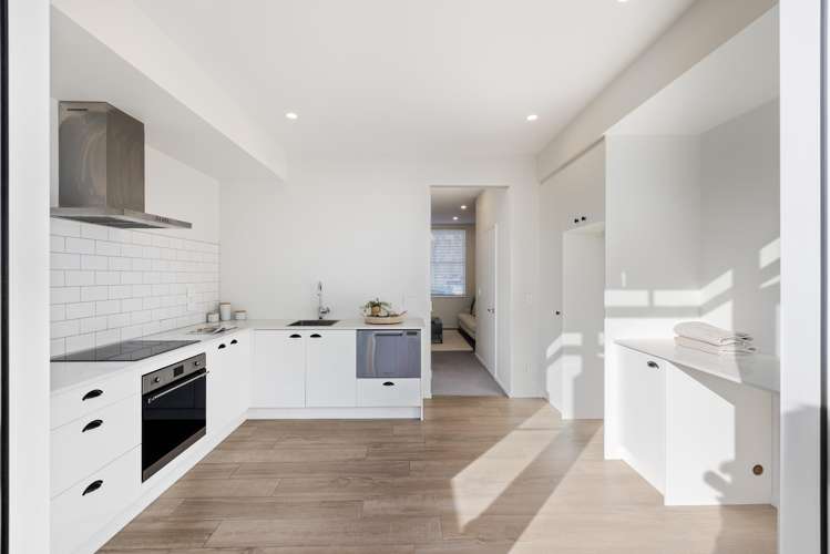 6/11 Bunyan Street Waltham_5