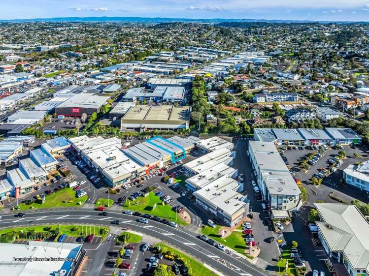 Unit 15, 18 Link Drive Wairau Valley_16