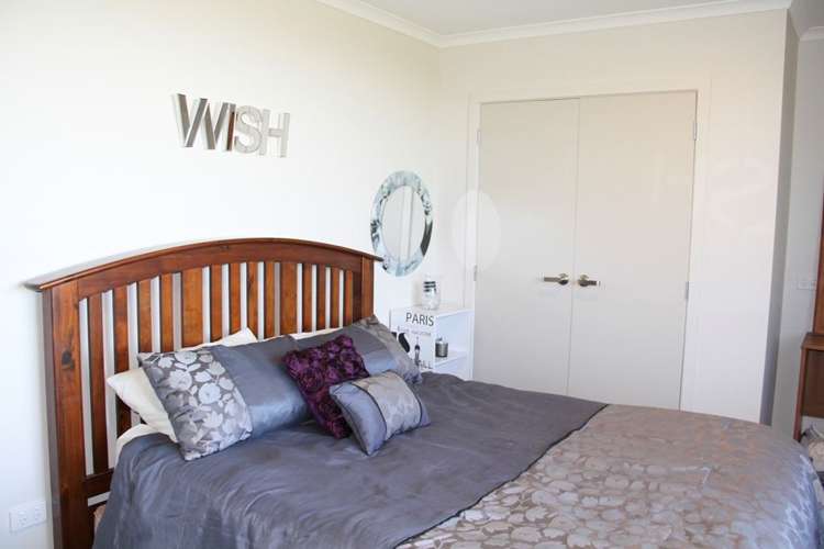 228e Roslyn Road Roslyn Bush_10