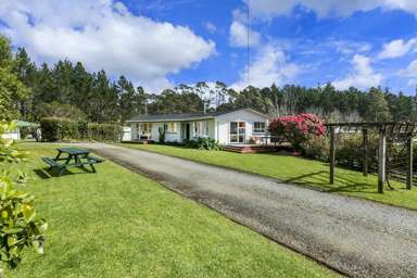 336 Muriwai Road_1