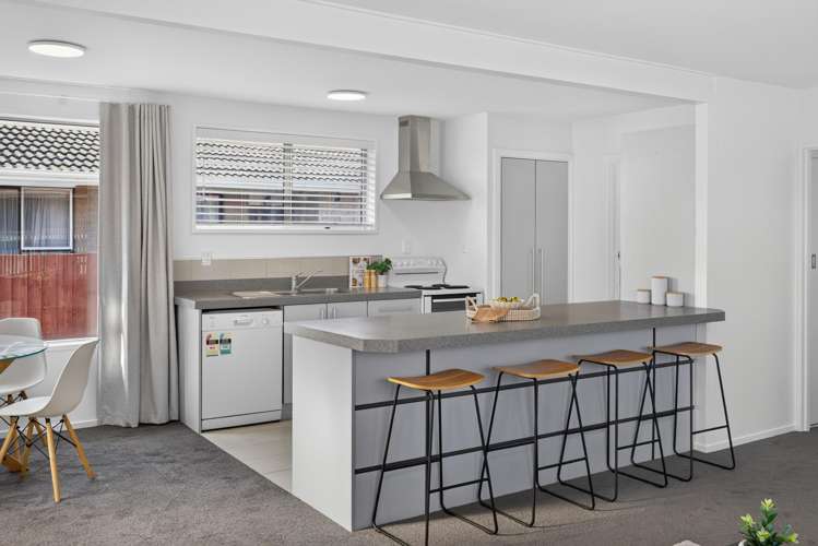 40 Oakley Crescent Hornby_7