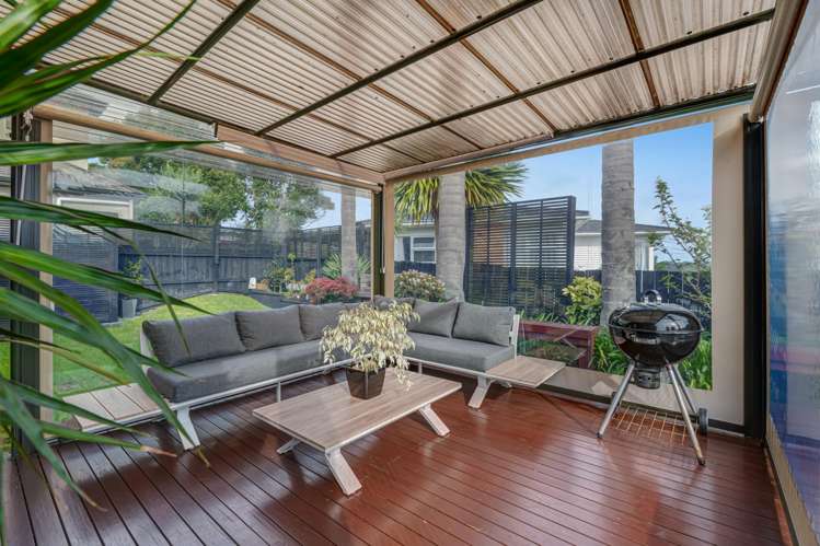 2/26 James Street Bayview_22