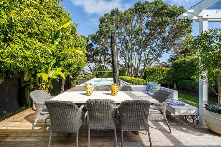 15 North Avenue Narrow Neck_23