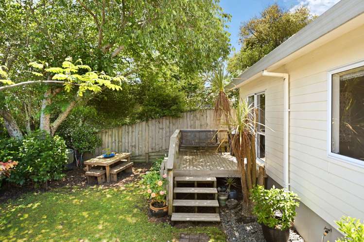 1 Moreland Avenue Pukete_1