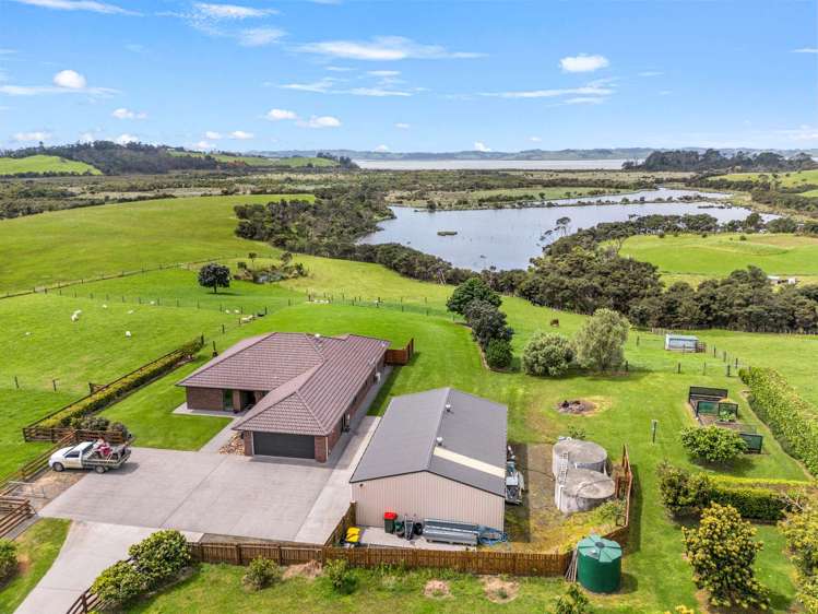 38D Kaipara Lake Road Helensville_7
