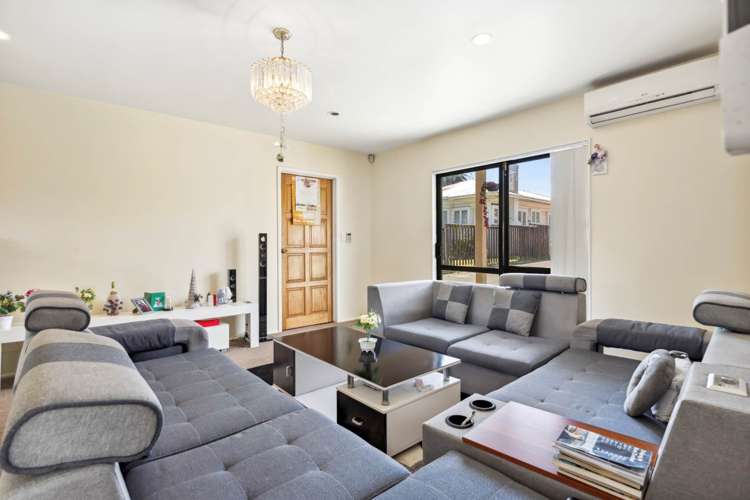 69 Gray Avenue Mangere East_16