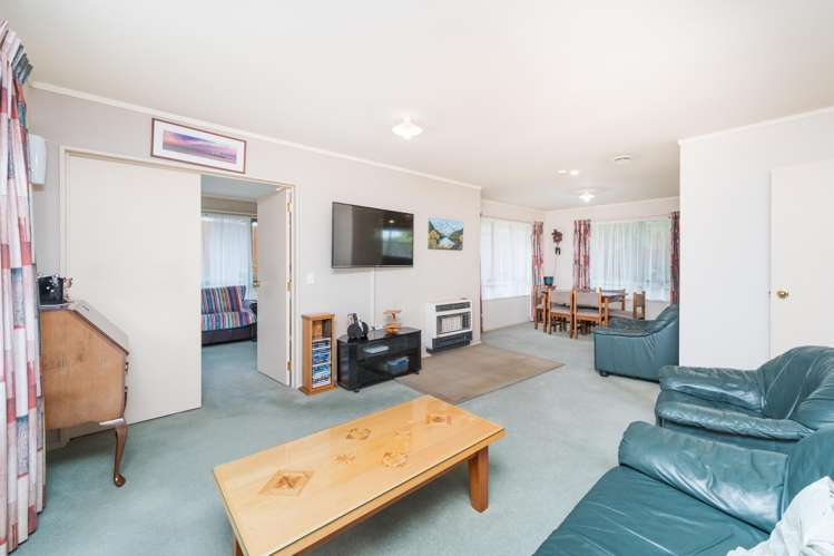 3 Logan Place Kelvin Grove_7