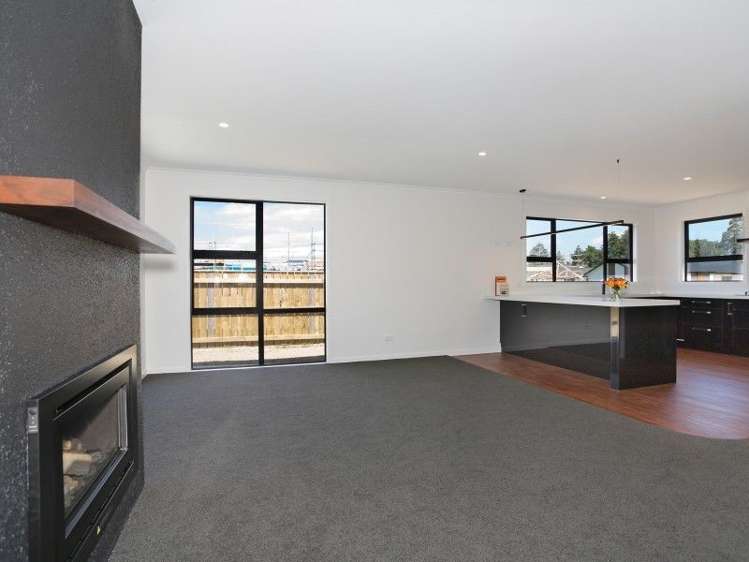 2 Mahi Grove Feilding_9