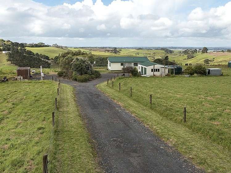 242 Gleeson Road Pollok_8