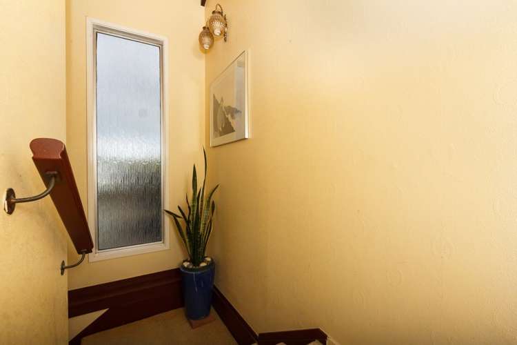 2/13a Marsden Avenue Mount Eden_10