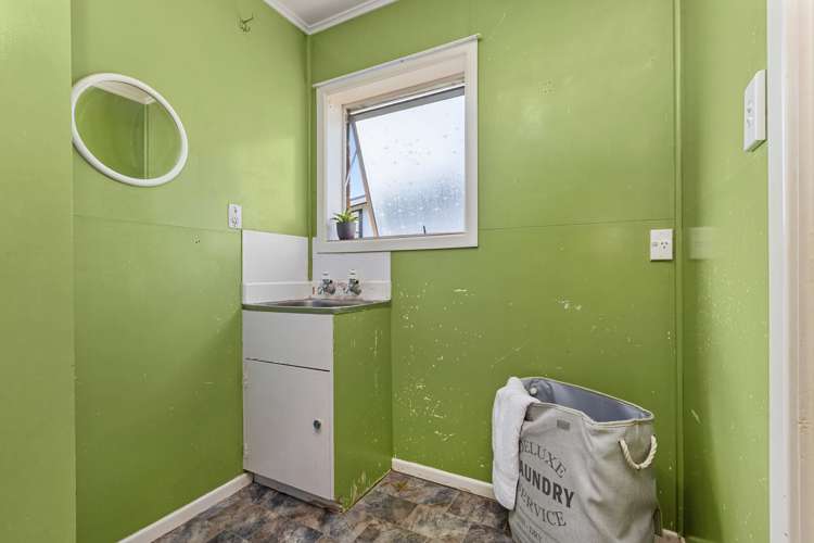 35 Lorenzen Bay Road Raglan_13