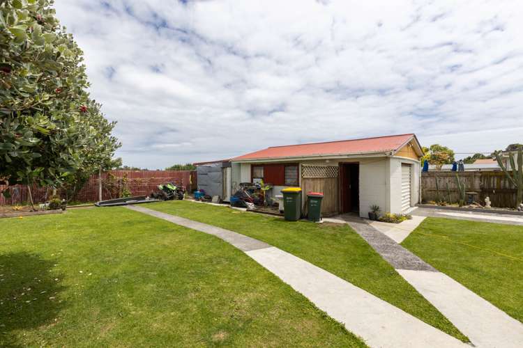 113 Cracroft Street Waitara_16