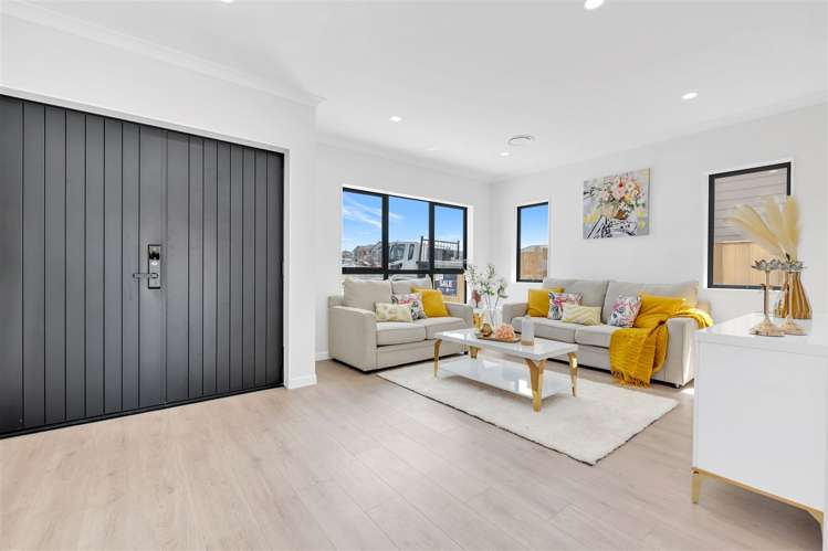 19 Dungloe Avenue Flat Bush_2