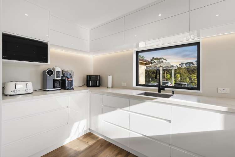 261 Wright Road Dairy Flat_5