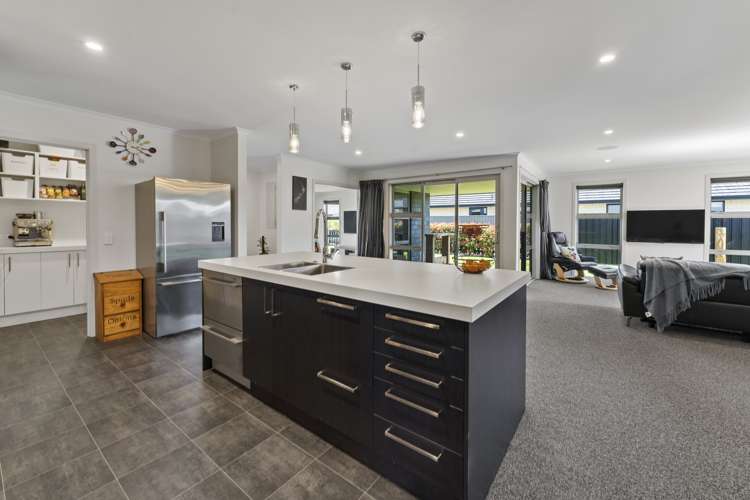 16 Magnetic Place Cromwell_4