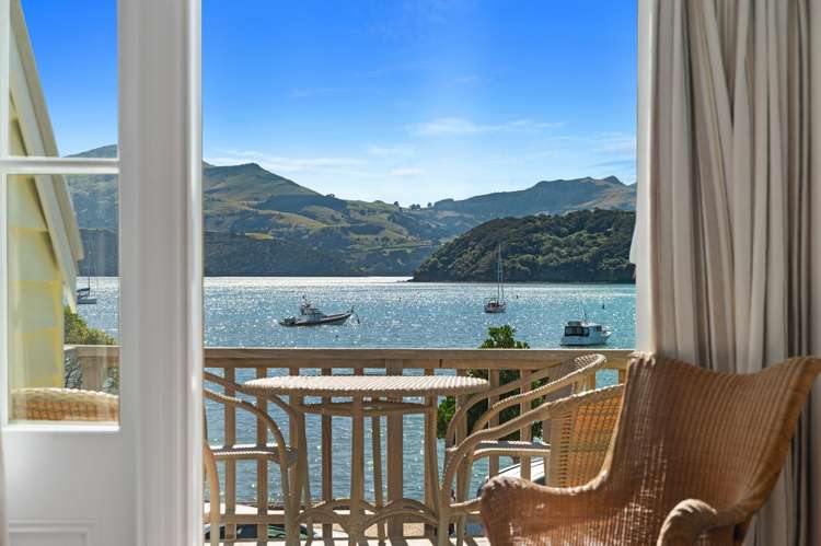 67 Beach Road Akaroa_15