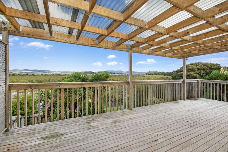 56 Raumati Crescent Onerahi_18