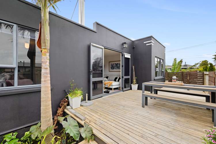 51 Upjohn Street Brooklands_11