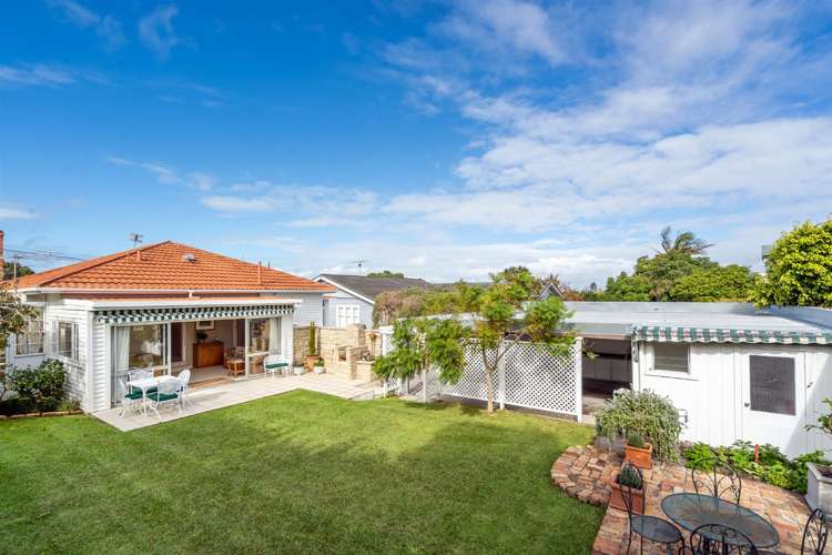 7 Hemi Street Narrow Neck_18