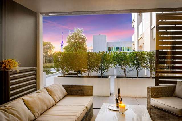 Lg07/9 Madeira Lane Grafton_1