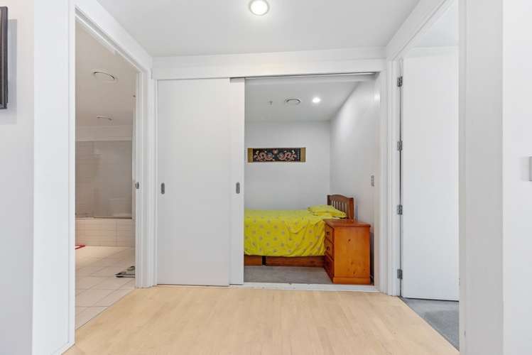 910/30 Beach Road Auckland Central_10