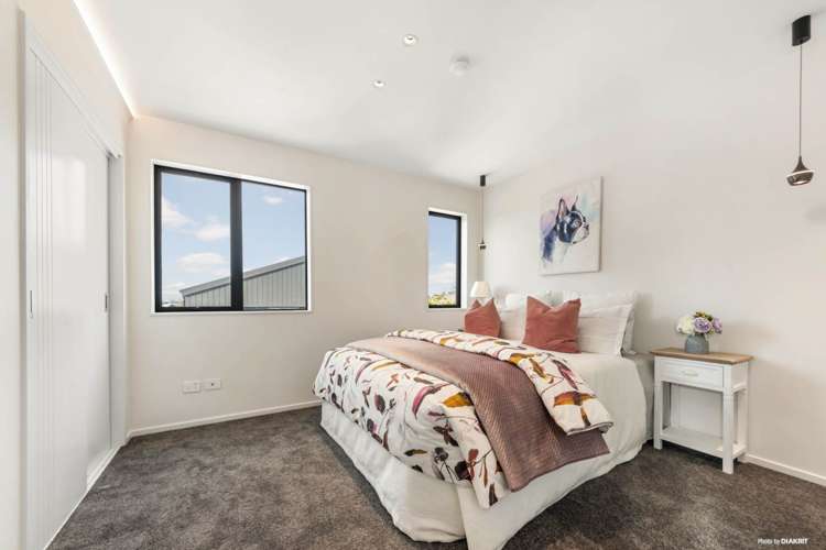 2/7 Brookfield Road Te Atatu Peninsula_7