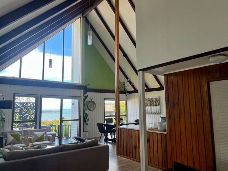 8B Himalaya Crescent Lynfield_1