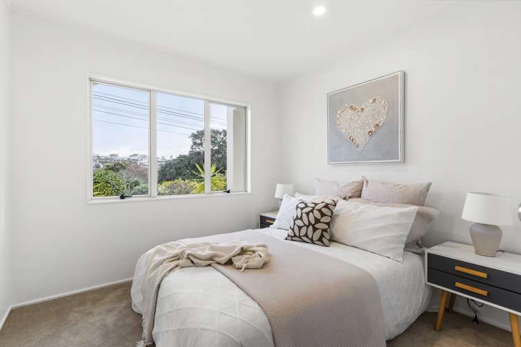 2/893 Beach Road Waiake_14