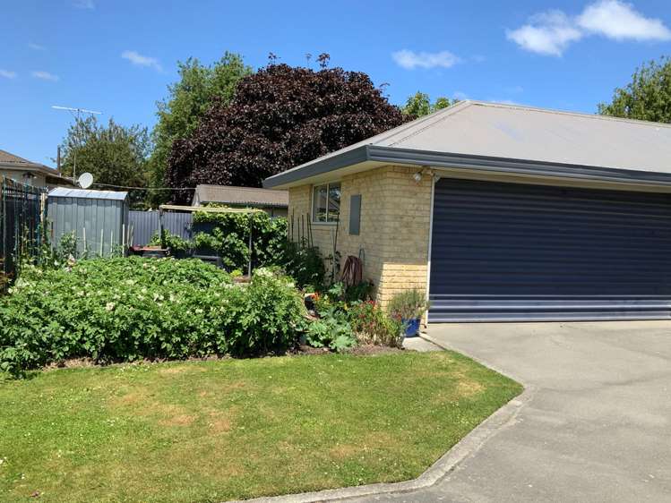 2/378 Burnett Street Ashburton_18