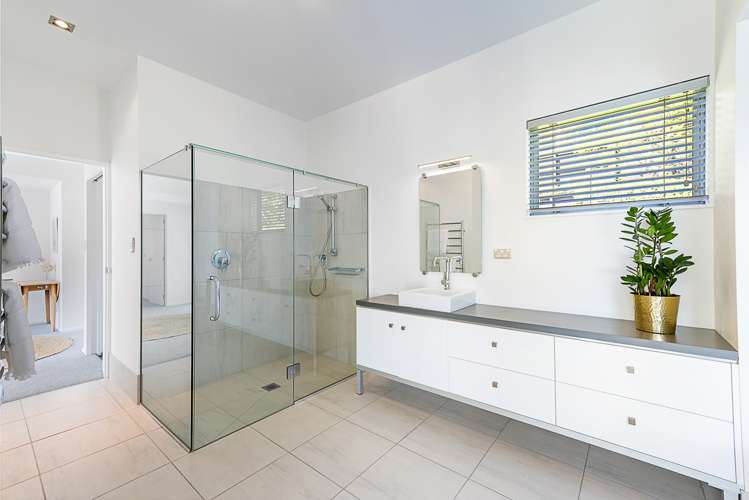 358 Waikawa Road Waikawa_21