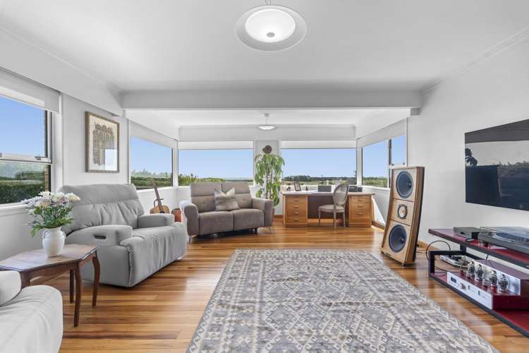 255 Kaihihi Road Okato_11