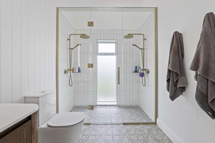 1312 Devon Road Waitara_14