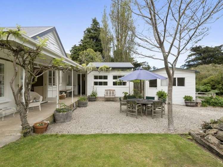 981 Te Oka Bay Road Little River_11