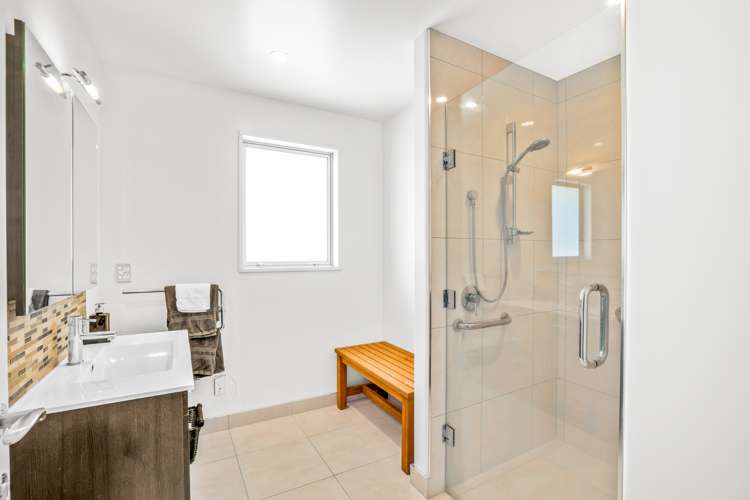 10a Branksome Place Parklands_13