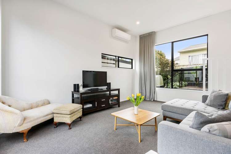 8 Reg Pearce Way Glen Innes_15