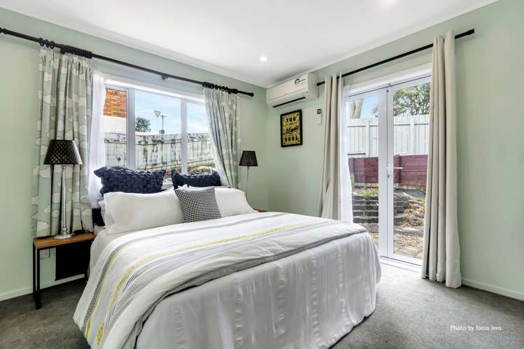 2/248 Sturges Road Henderson_8